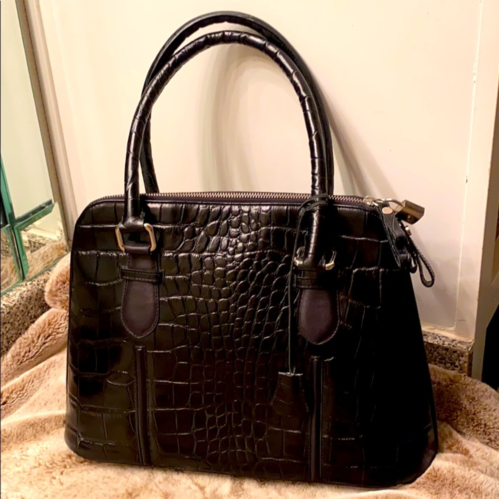 Bag - Picture 3 of 9